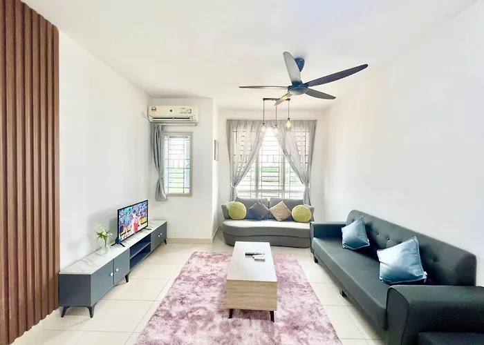 O3 1-12Pax Cozy Home Setia Alam Sccc Tv&Wifi Pool