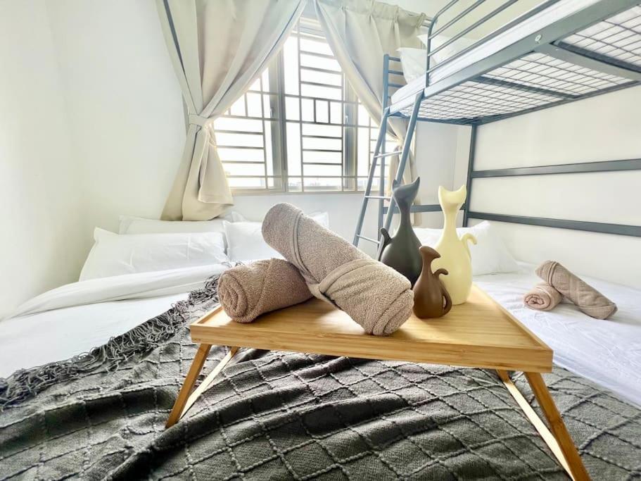 O3 1-12pax Cozy Setia Alam Sccc Tv&wifi Pool * Shah Alam