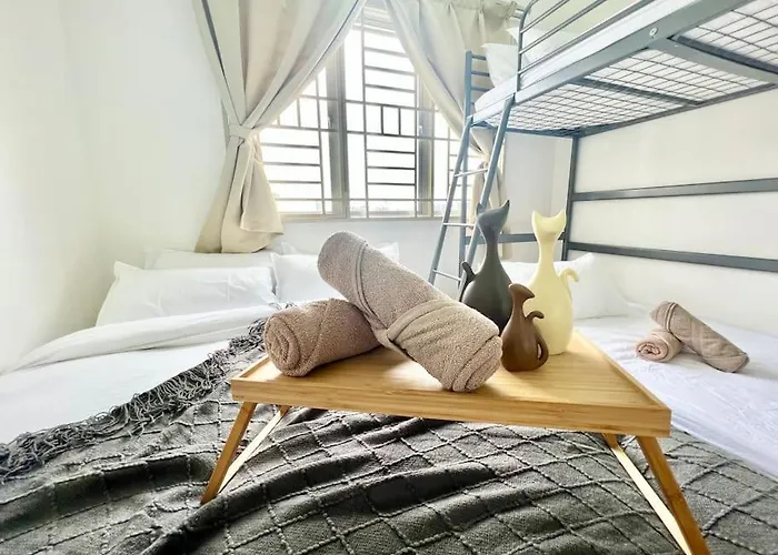O3 1-12Pax Cozy Home Setia Alam Sccc Tv&Wifi Pool